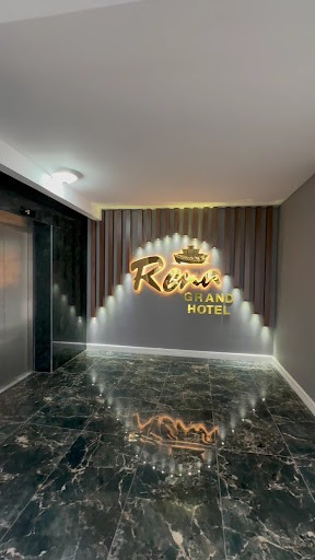 RENA GRAND RESİDENCE & SUİT